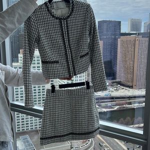 Tweed Set gossip girl inspired